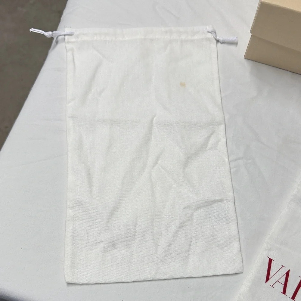 Valentino Cream Logo Gift Box with Black Lettering 9x12x4.5 w 2 dust covers